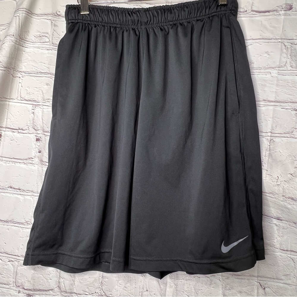 Nike shorts Men medium black Dri-FIT Totality 9" Unlined basketball gym training